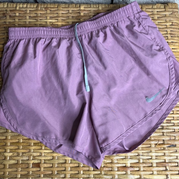 2 pairs Nike running shorts dri fit - Picture 4 of 7